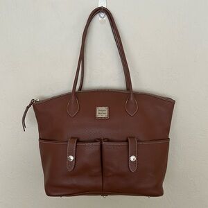 Dooney & Bourke Tote